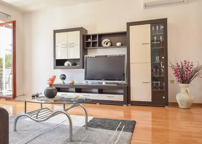 Apartman Aurora By Interhome