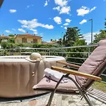 Aurora By Interhome בוזט