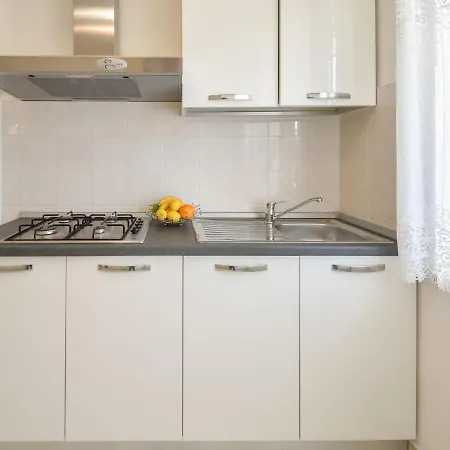 Aurora By Interhome *