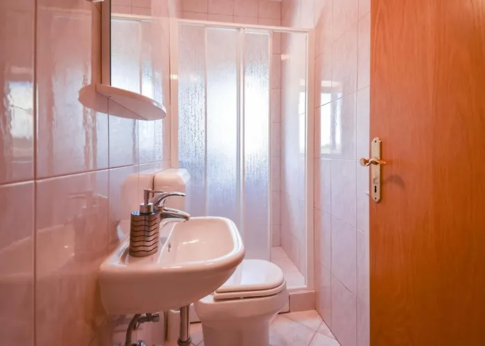 Aurora By Interhome Buzet